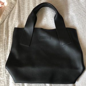 SOLD- Kenneth Cole leather bag